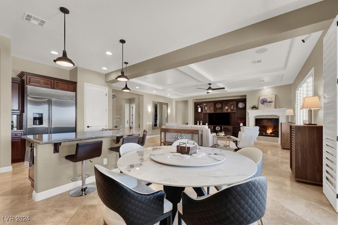 2729 King Louis Street