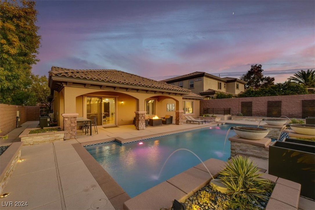 2729 King Louis Street