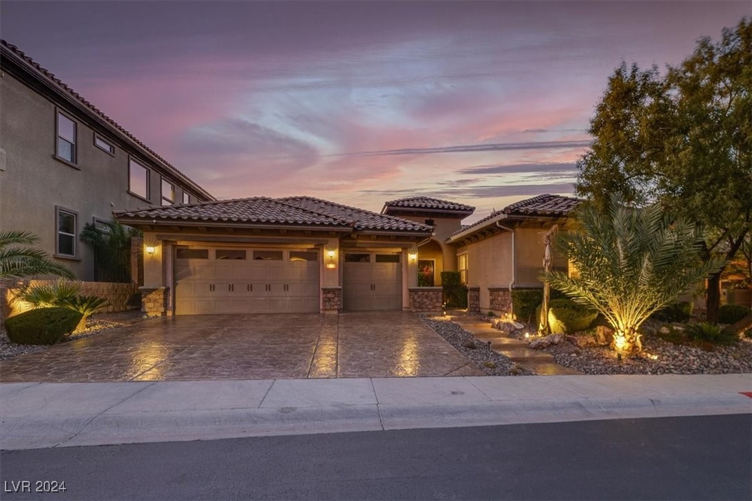 2729 King Louis Street