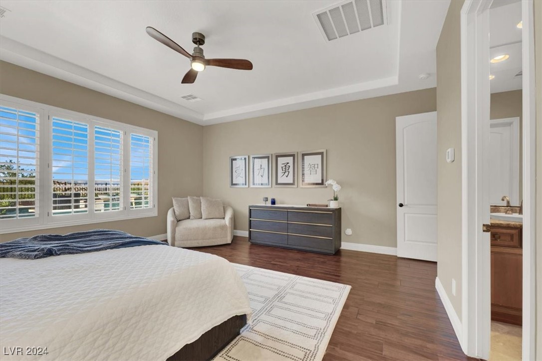 2729 King Louis Street