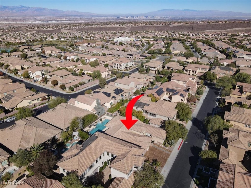 2729 King Louis Street