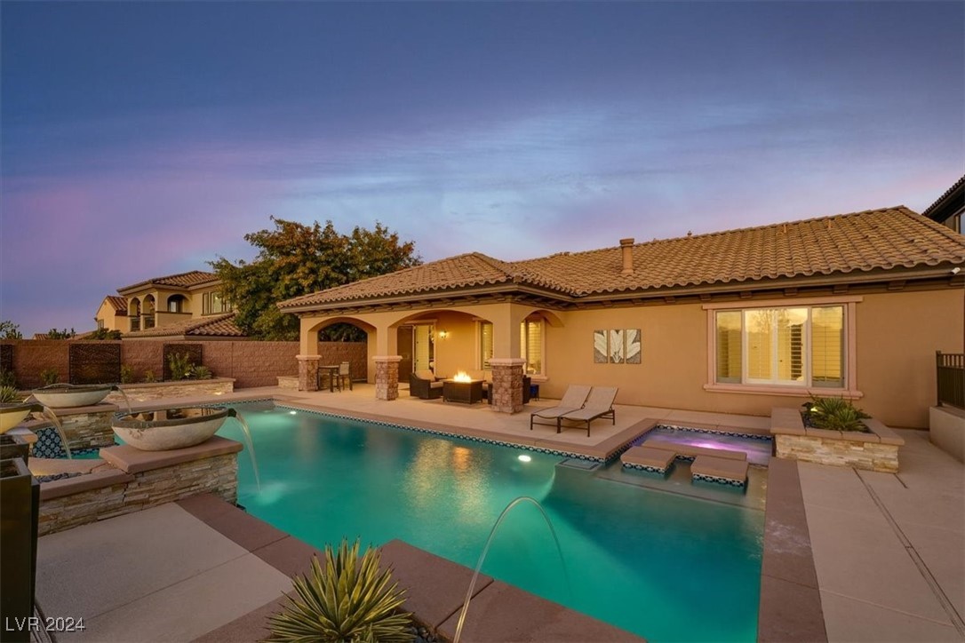 2729 King Louis Street