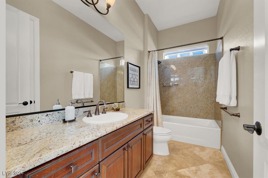 2729 King Louis Street