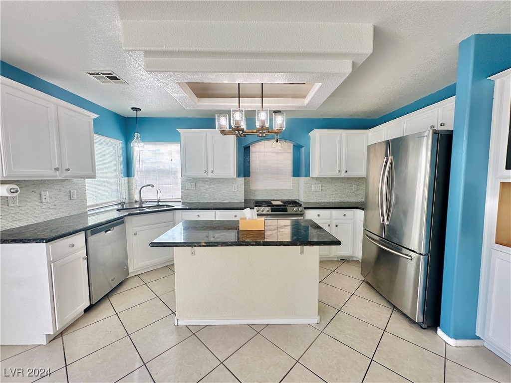 7586 Slipstream Street