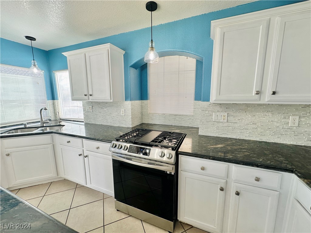 7586 Slipstream Street