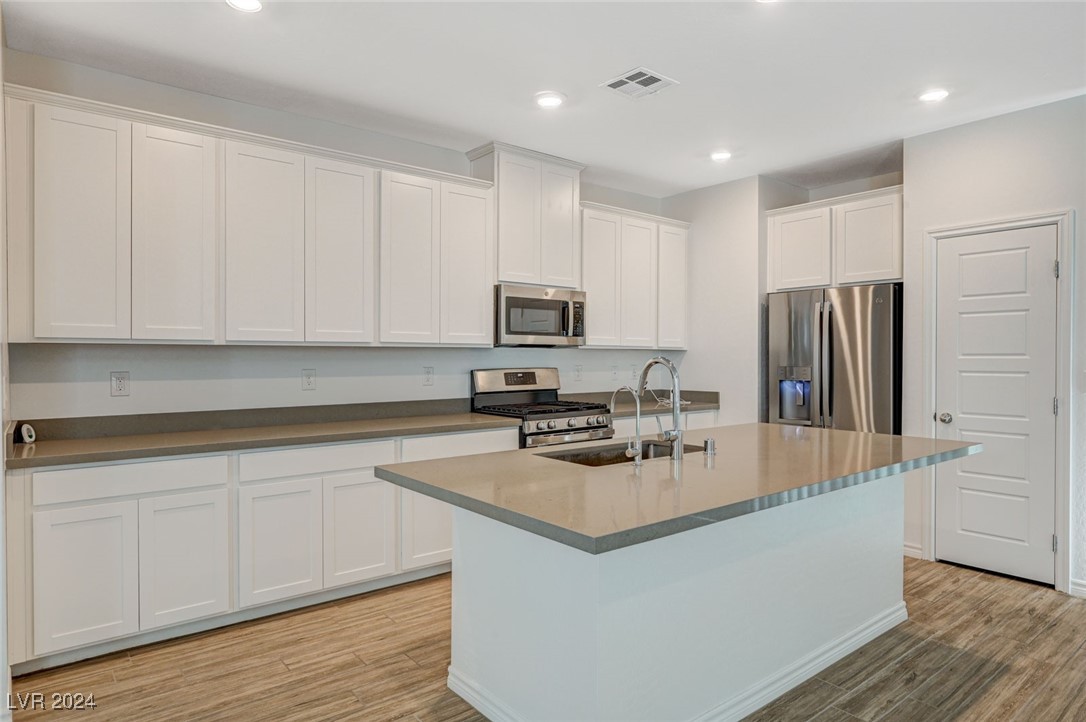 4449 Panoramic View Avenue