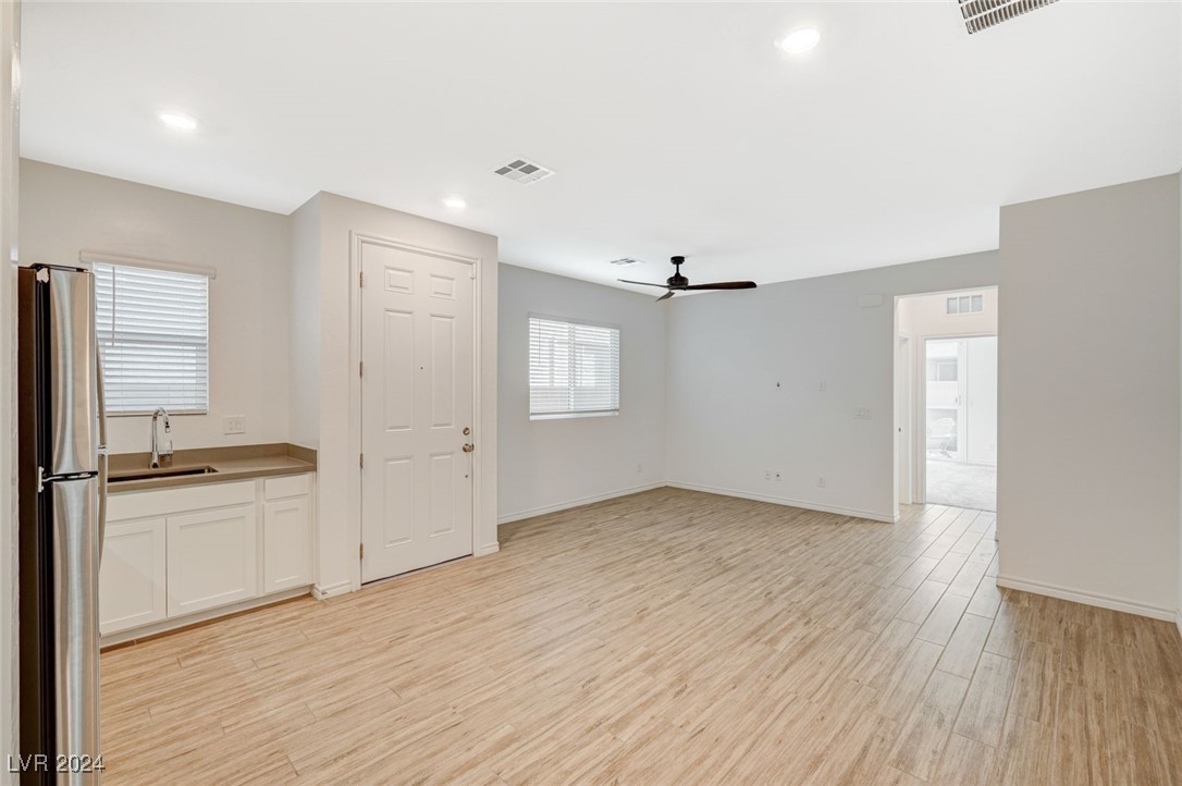 4449 Panoramic View Avenue