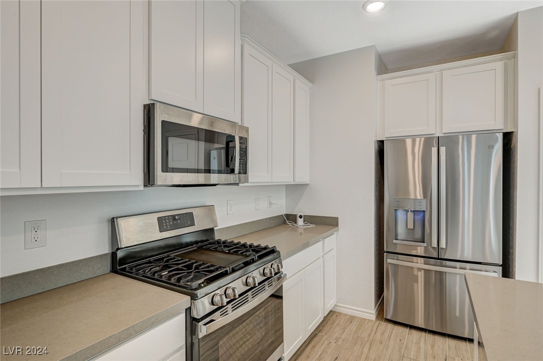 4449 Panoramic View Avenue