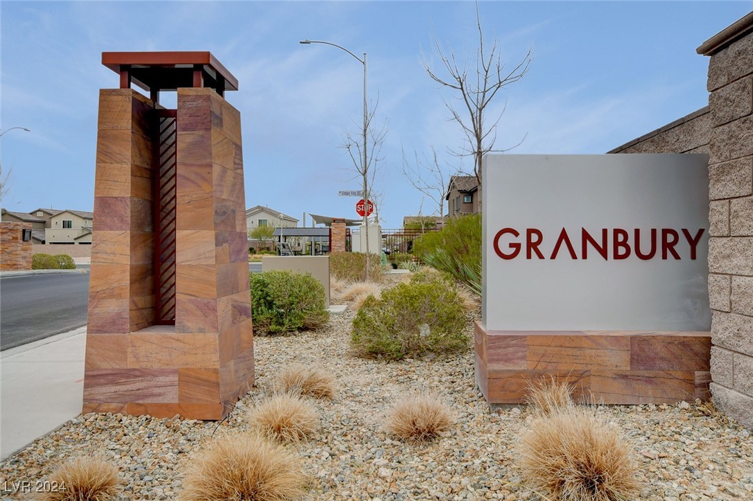 4449 Panoramic View Avenue