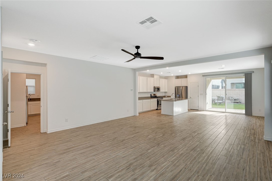 4449 Panoramic View Avenue