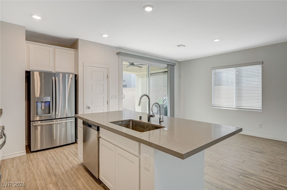 4449 Panoramic View Avenue