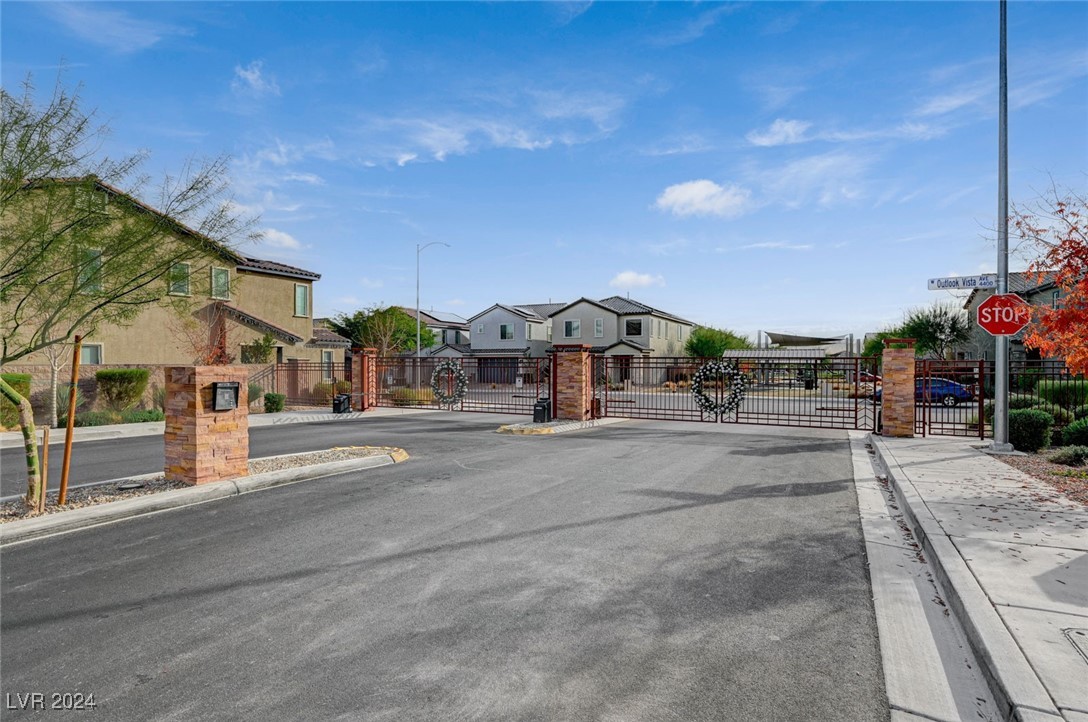 4449 Panoramic View Avenue