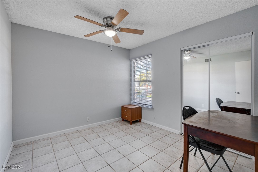 3153 Viewcrest Avenue