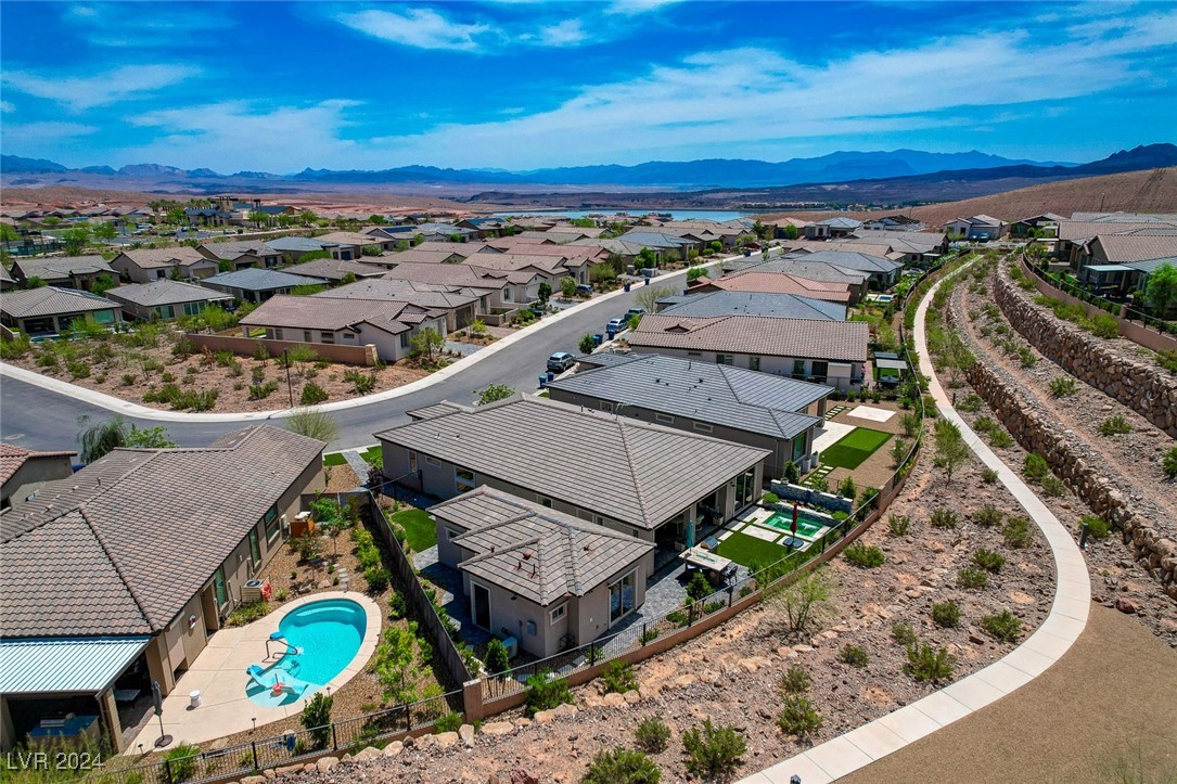 41 Sun Mirage Avenue
