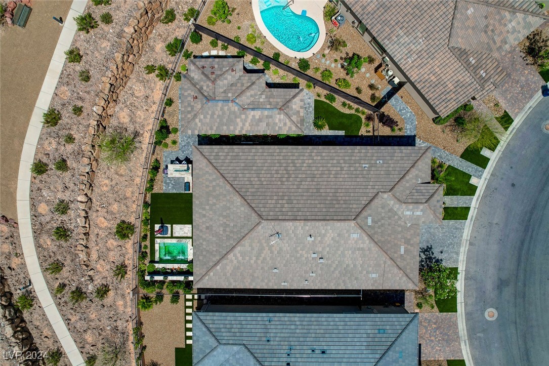41 Sun Mirage Avenue