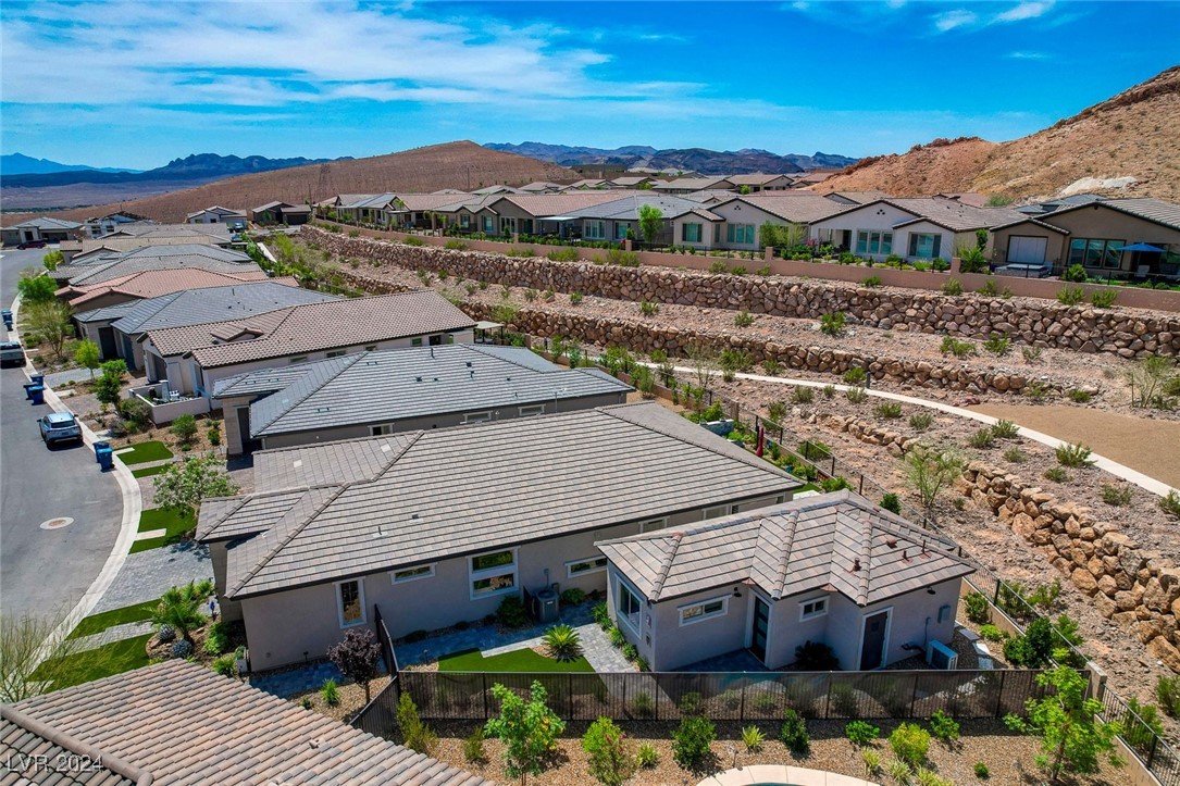 41 Sun Mirage Avenue