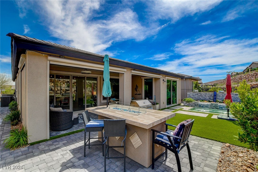 41 Sun Mirage Avenue