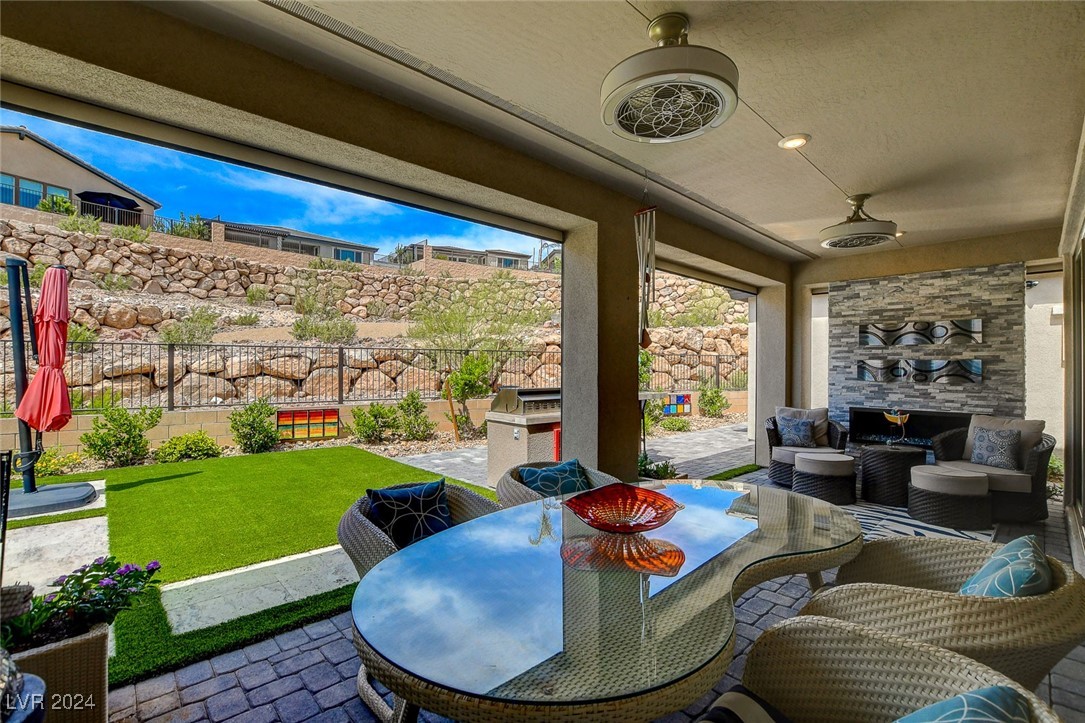 41 Sun Mirage Avenue