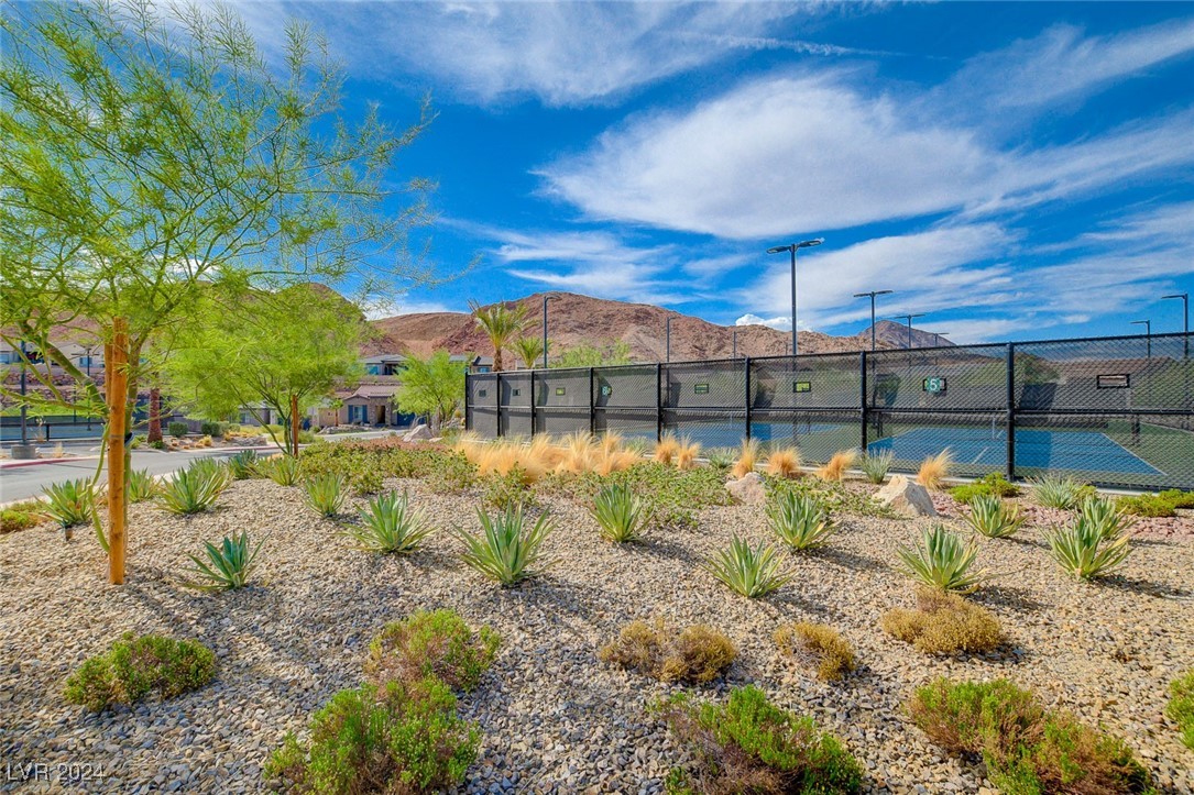 41 Sun Mirage Avenue