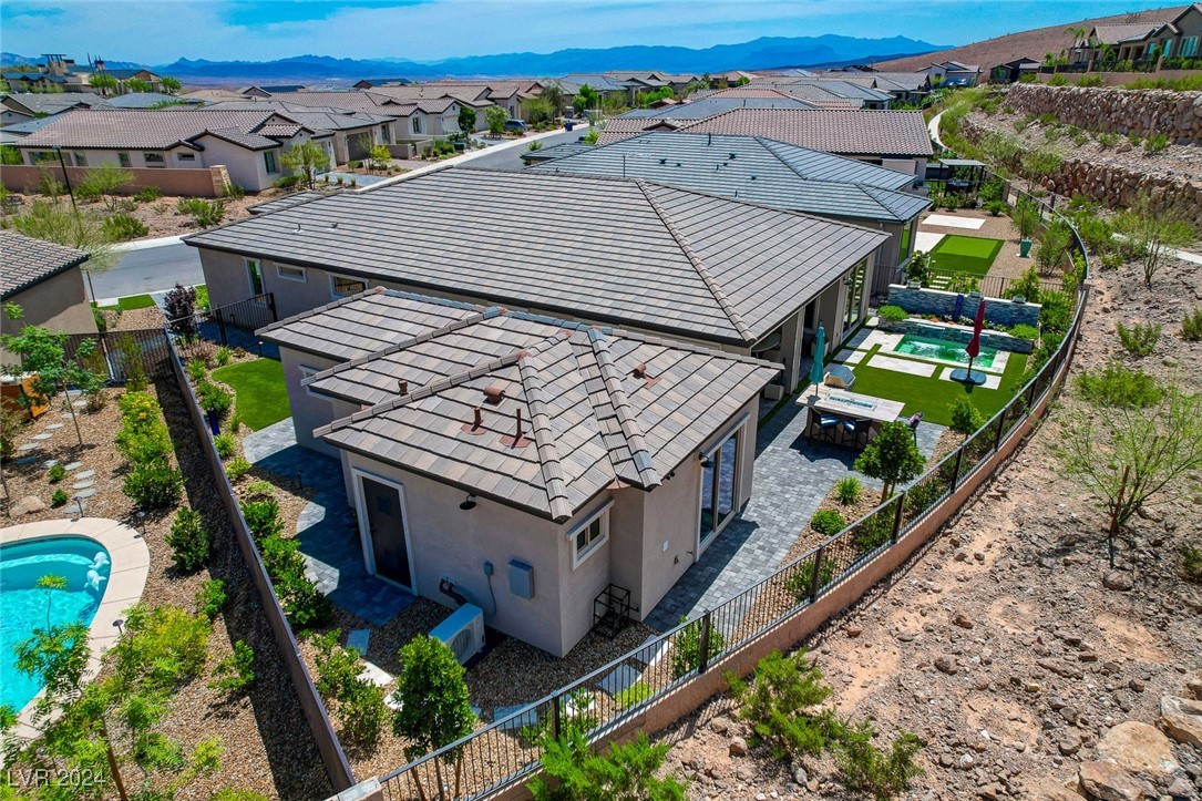 41 Sun Mirage Avenue