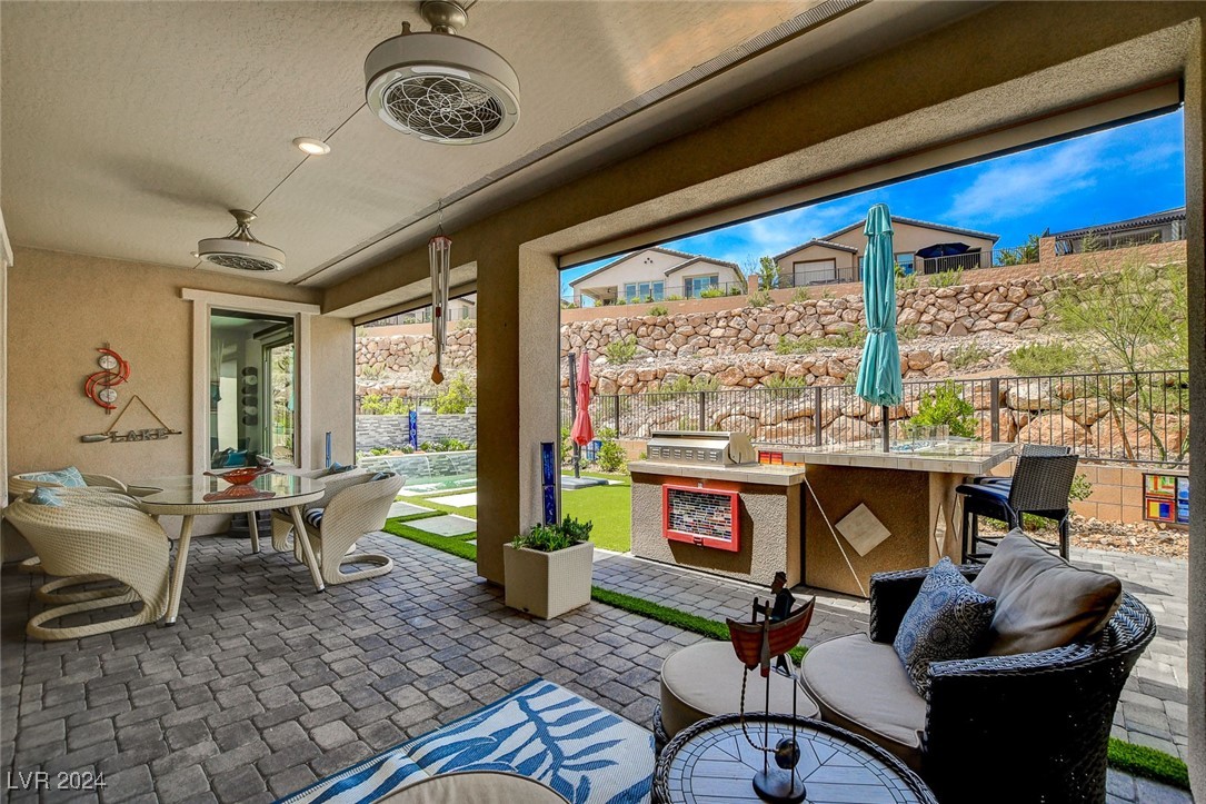 41 Sun Mirage Avenue