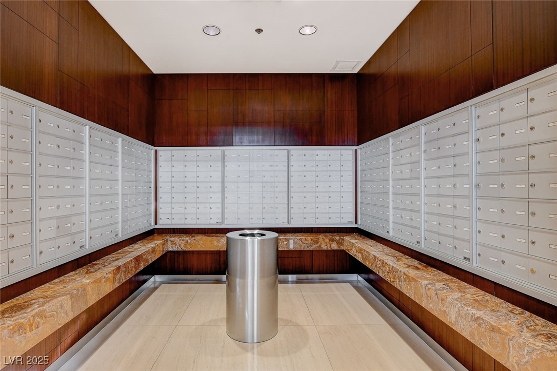 4575 Dean Martin Drive 1108
