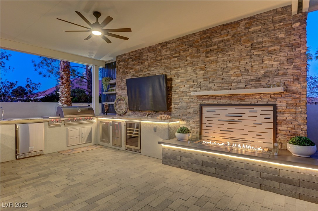 8104 Via Del Cerro Court