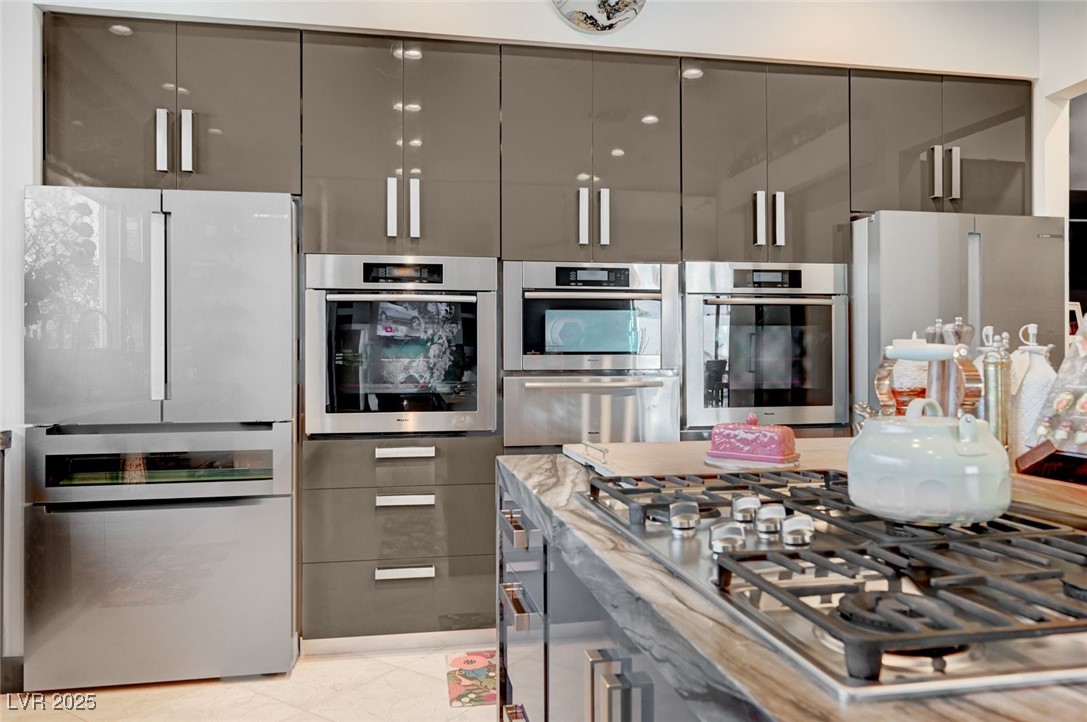 8104 Via Del Cerro Court