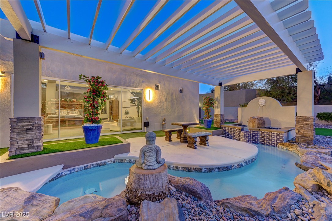 8104 Via Del Cerro Court