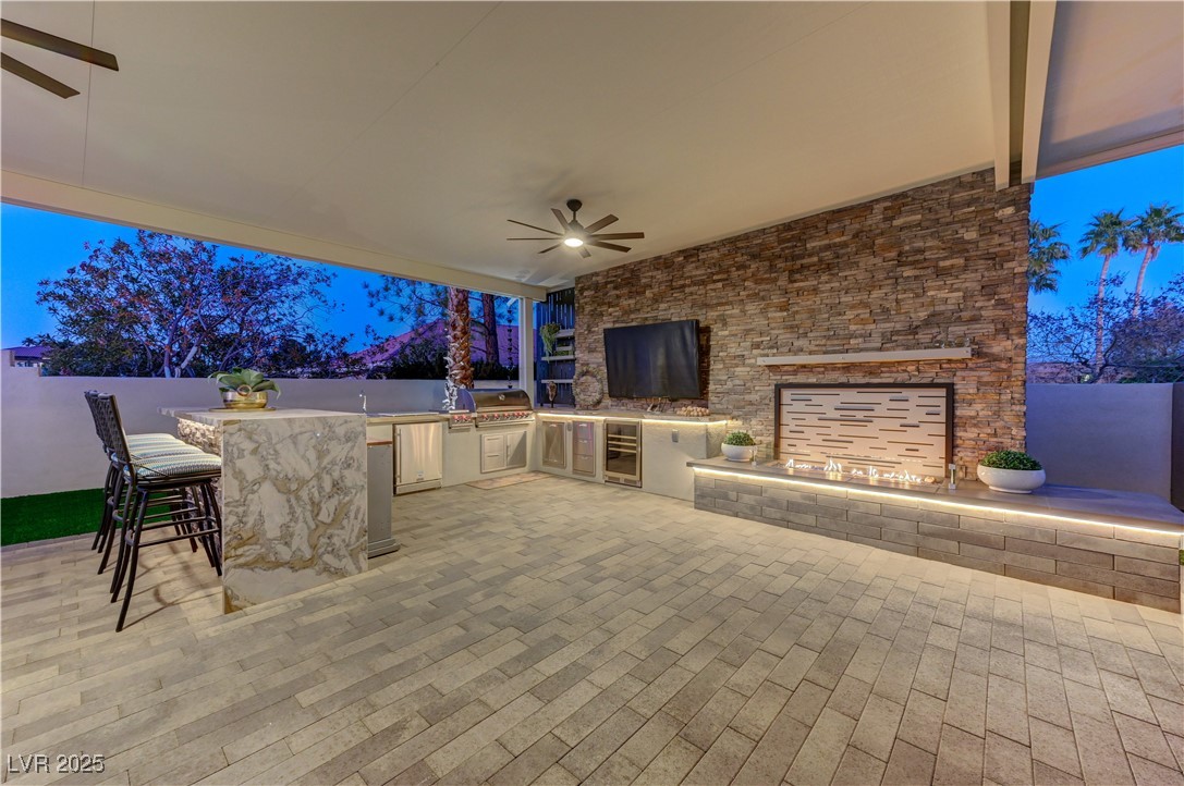 8104 Via Del Cerro Court