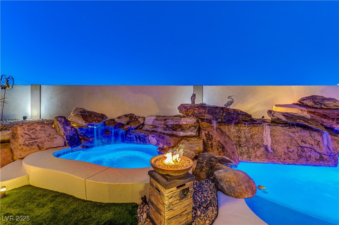 8104 Via Del Cerro Court