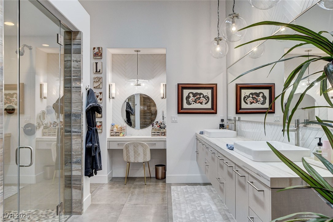 431 Tranquil Peak Court