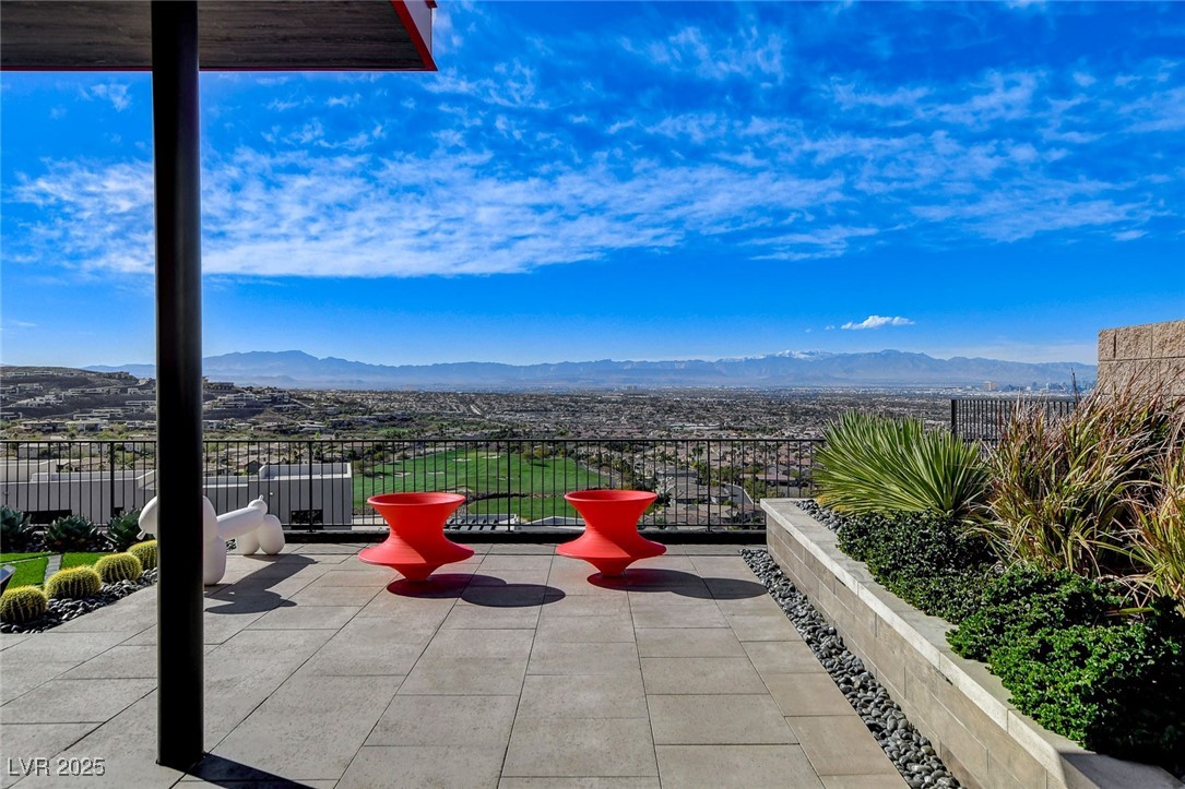 431 Tranquil Peak Court