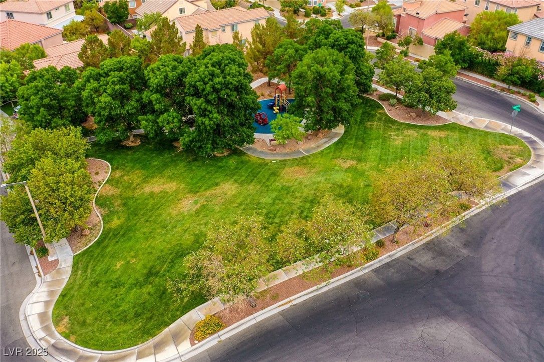 2195 Summer Home Street