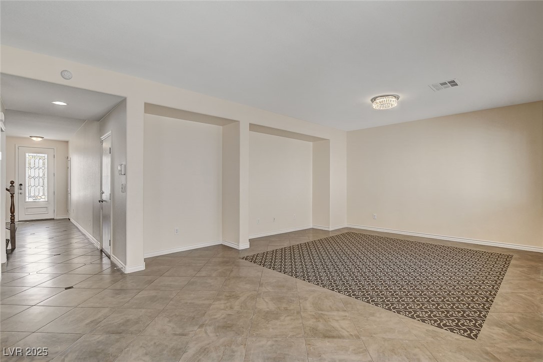 2195 Summer Home Street