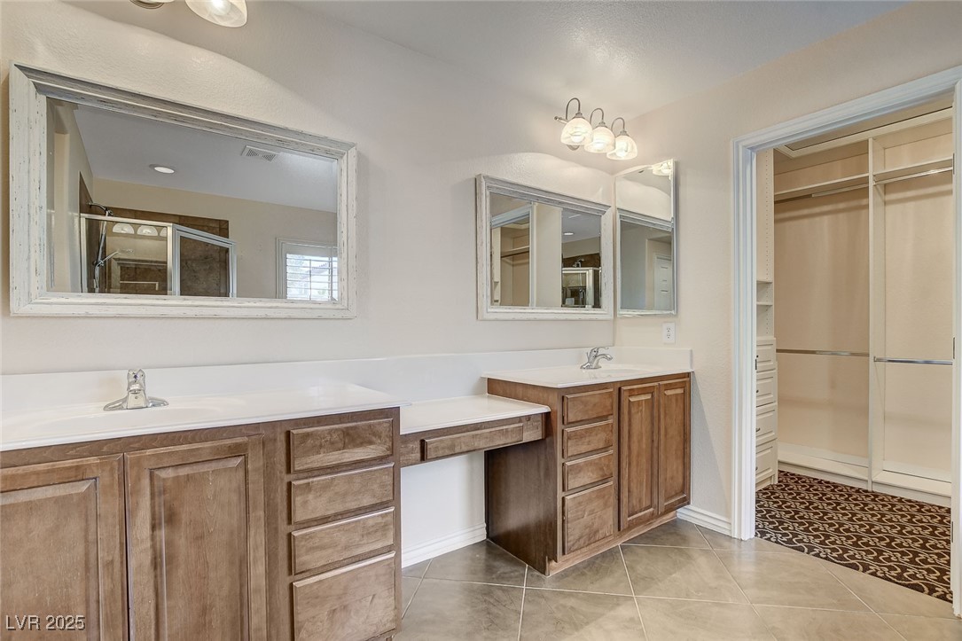 2195 Summer Home Street