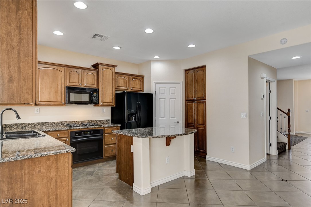 2195 Summer Home Street