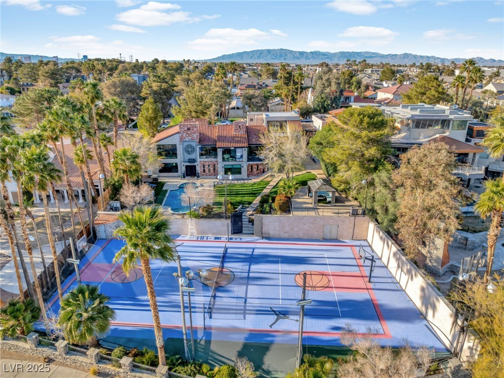 2905 La Mesa Drive