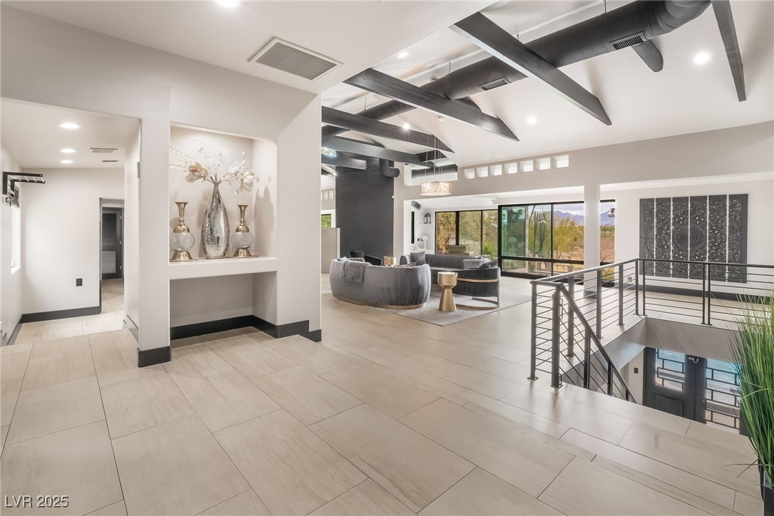 2905 La Mesa Drive