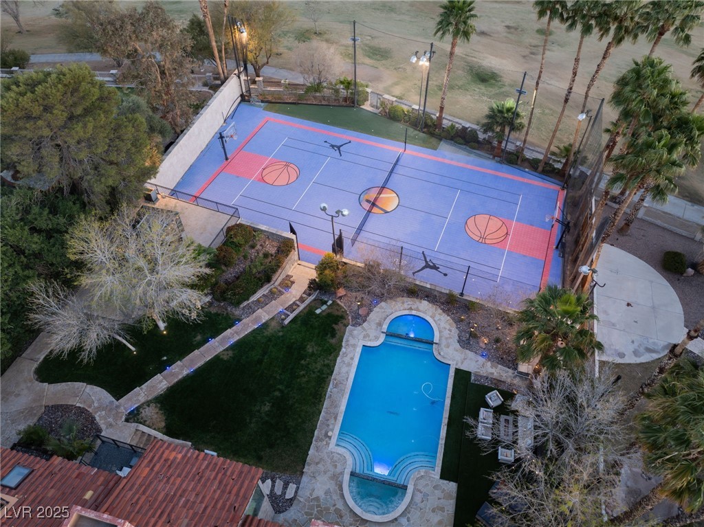 2905 La Mesa Drive