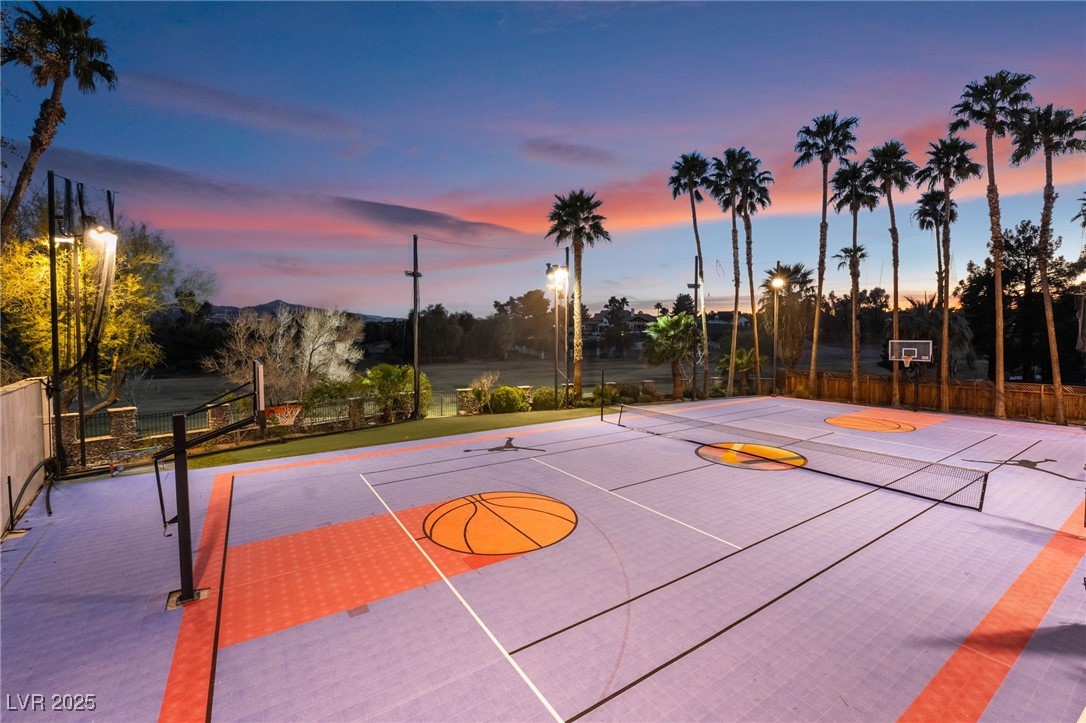 2905 La Mesa Drive