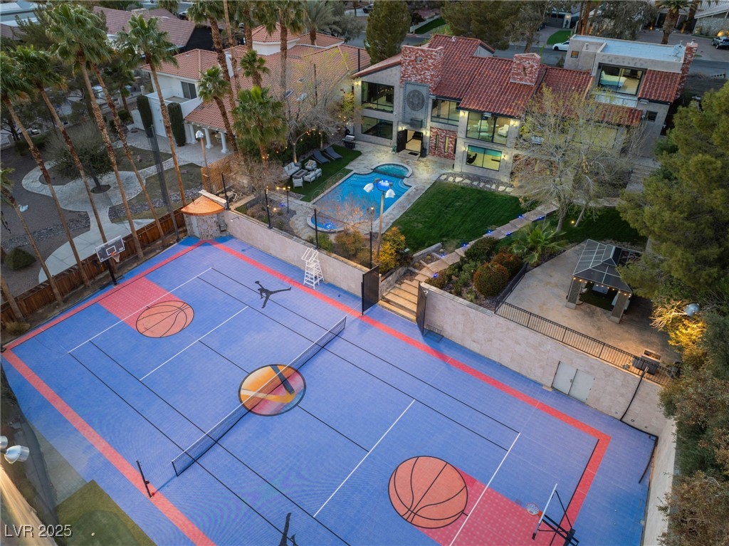 2905 La Mesa Drive