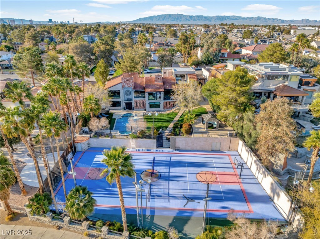 2905 La Mesa Drive