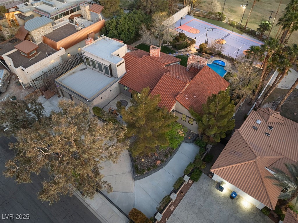 2905 La Mesa Drive