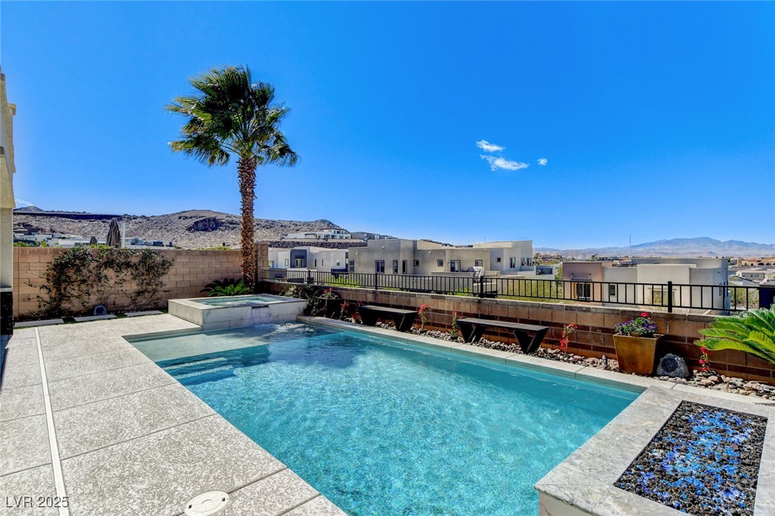 795 Glistening Light Court