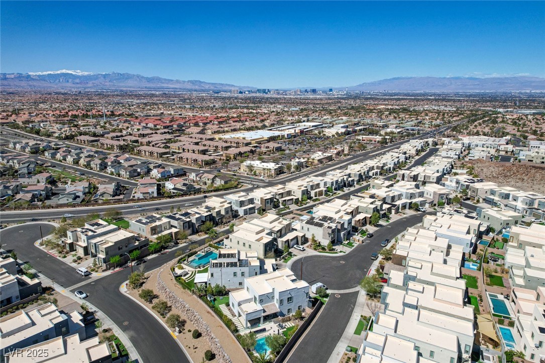 795 Glistening Light Court