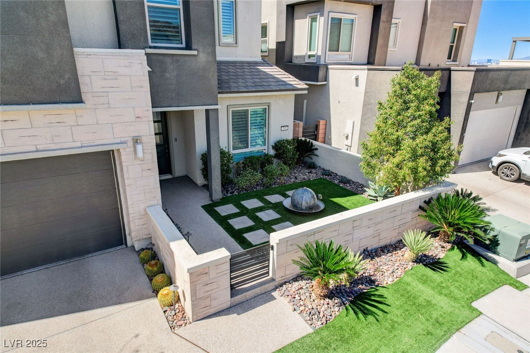 795 Glistening Light Court