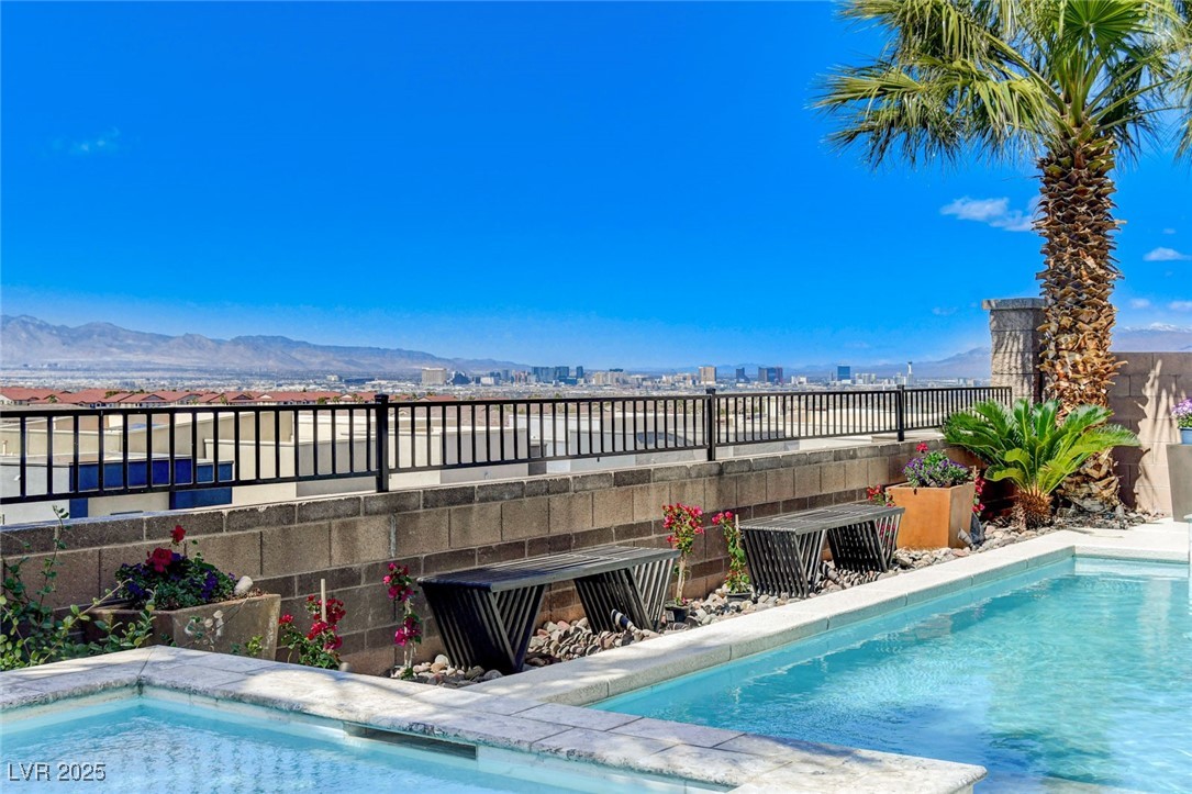 795 Glistening Light Court