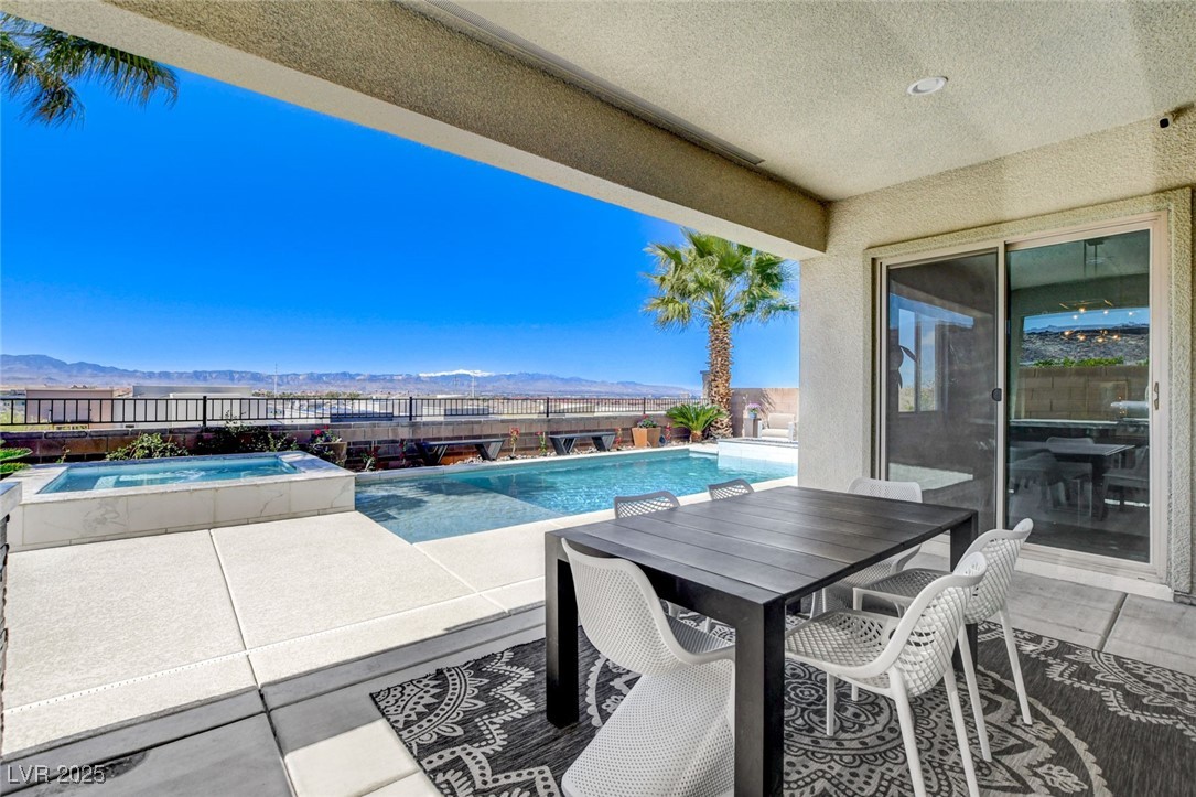 795 Glistening Light Court