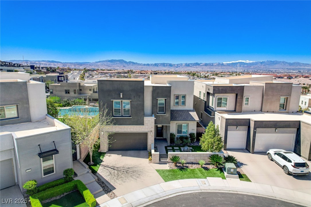 795 Glistening Light Court